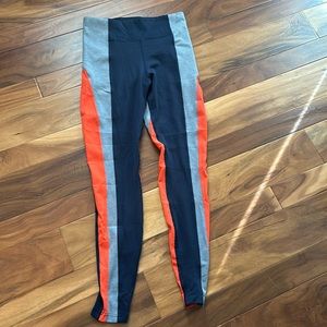 Athleta Crest Colorblock Tight size Small
